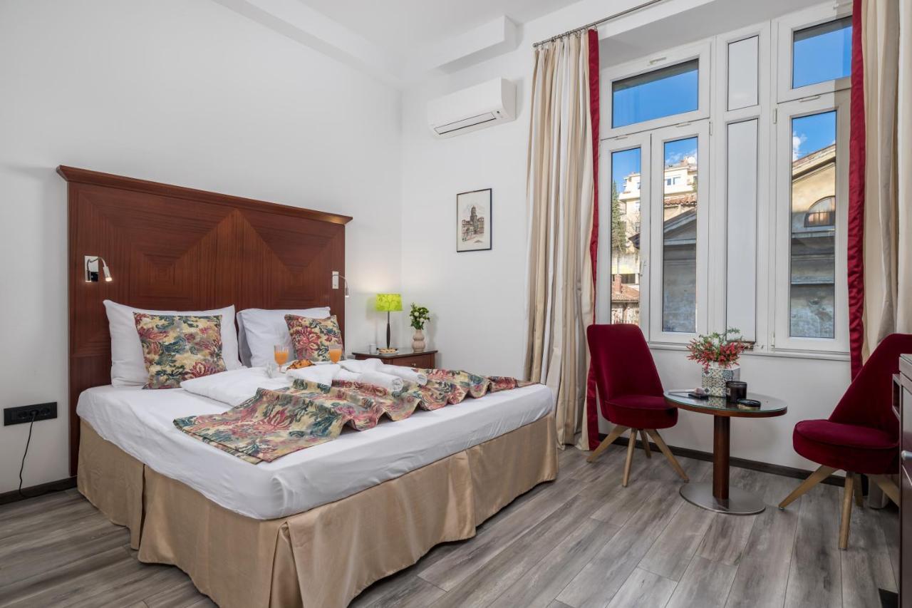 Continentale Lägenhet Rijeka Exteriör bild