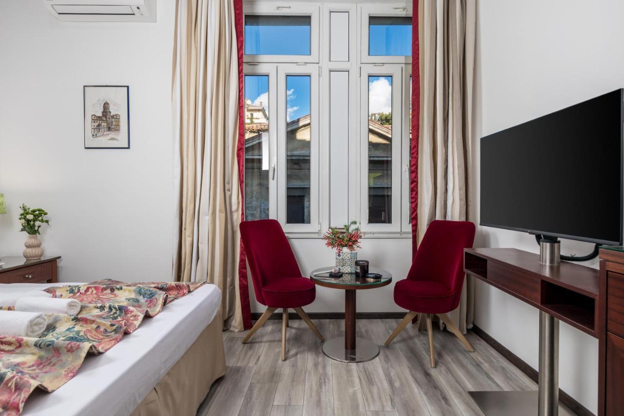 Continentale Lägenhet Rijeka Exteriör bild